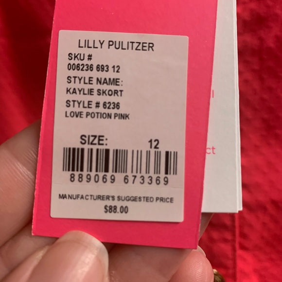 🛑SOLD🛑 Lilly Pulitzer Kaylie Skort - Pink - Picture 2 of 2